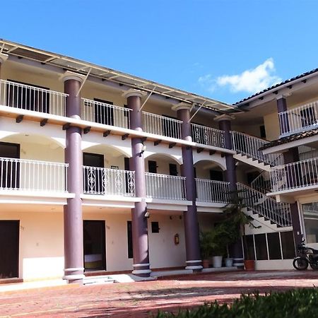 Hotel Jardines Del Centro Сан-Кристобаль-де-Ла-Касас Экстерьер фото