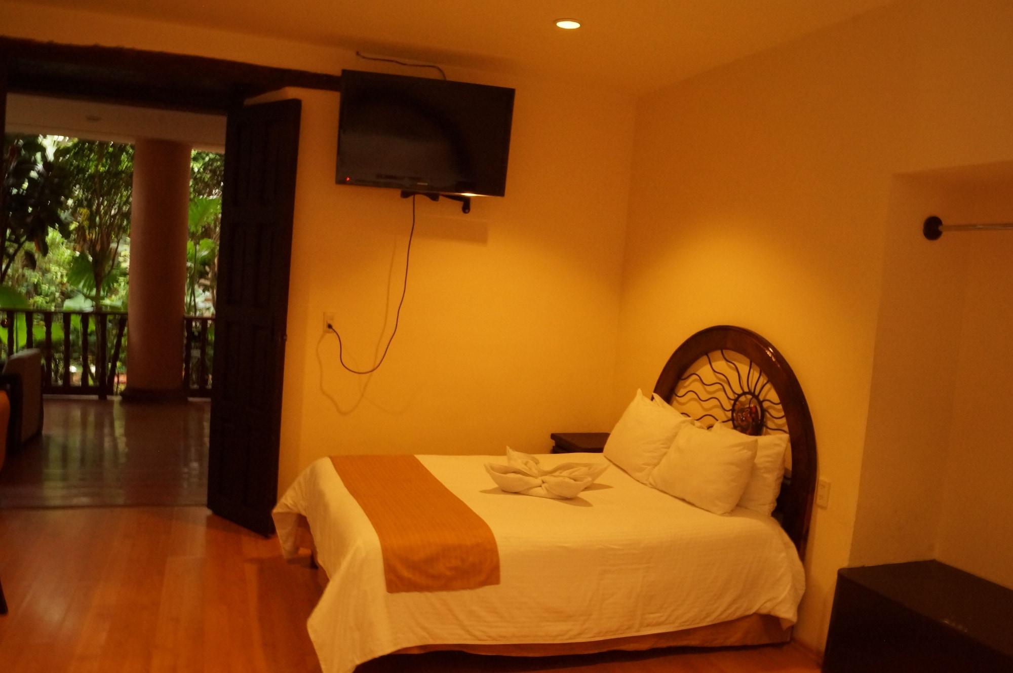 Hotel Jardines Del Centro Сан-Кристобаль-де-Ла-Касас Экстерьер фото