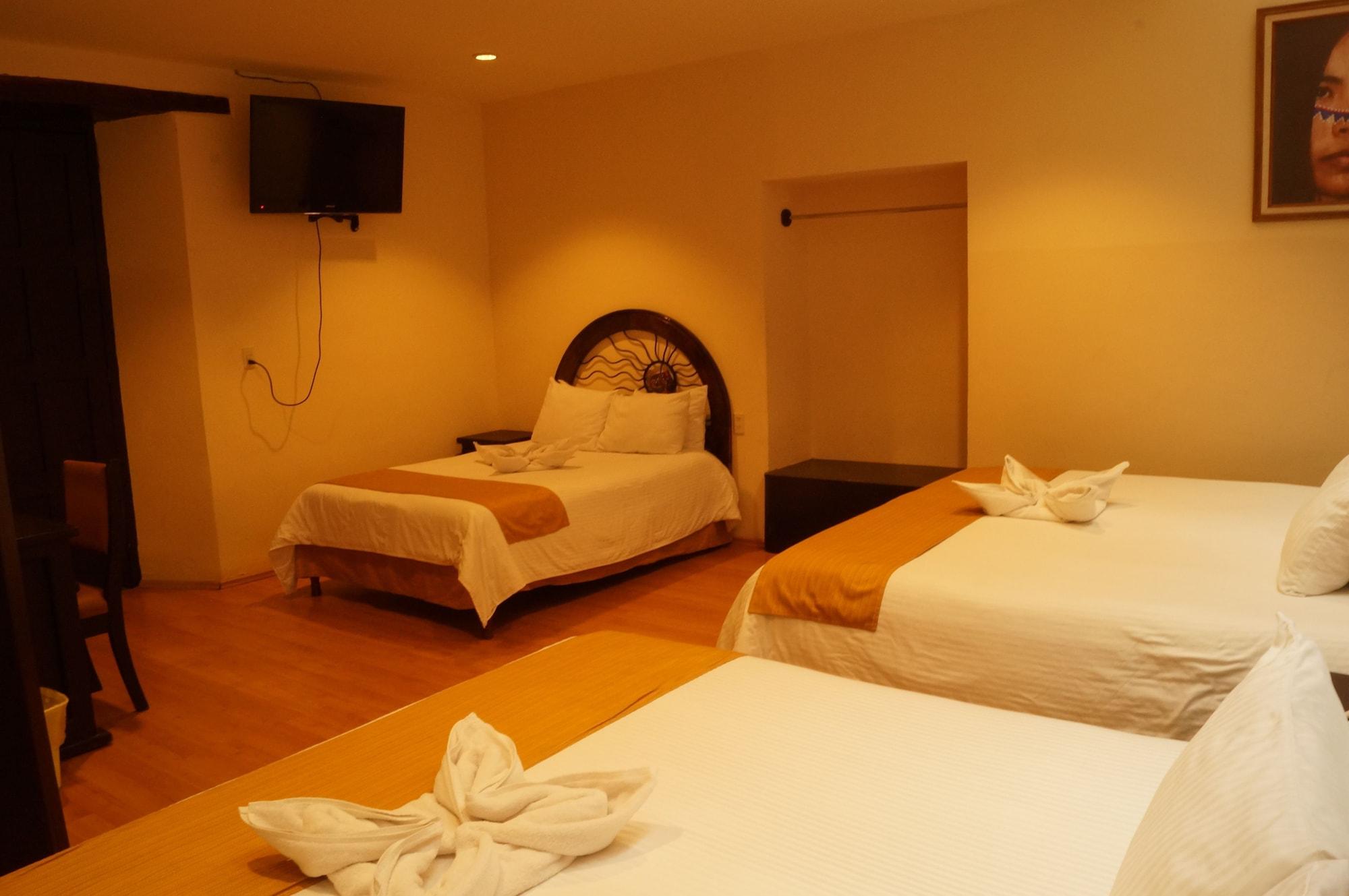 Hotel Jardines Del Centro Сан-Кристобаль-де-Ла-Касас Экстерьер фото