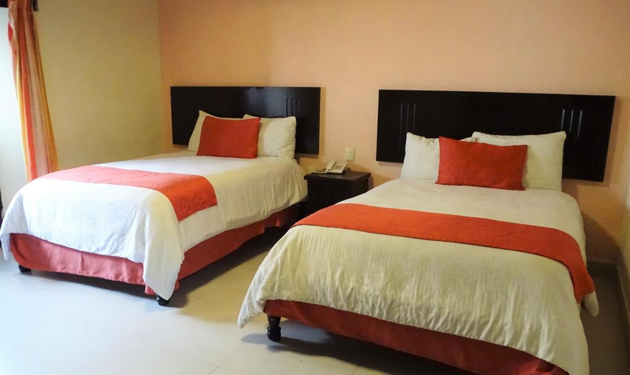 Hotel Jardines Del Centro Сан-Кристобаль-де-Ла-Касас Экстерьер фото