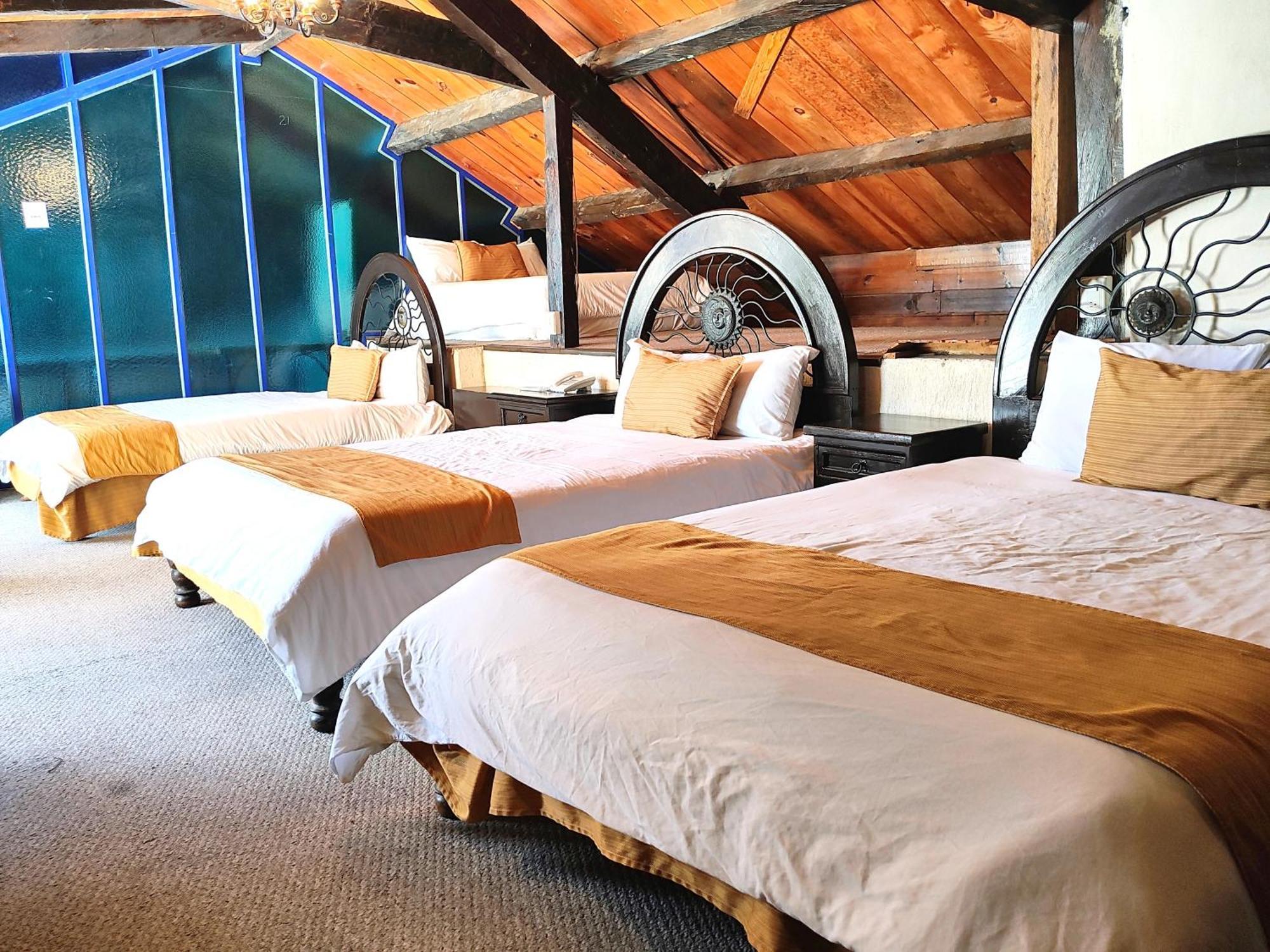 Hotel Jardines Del Centro Сан-Кристобаль-де-Ла-Касас Экстерьер фото